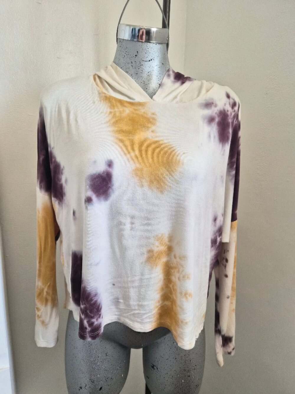 HYFVE Tie-Dye Long Sleeve Hoodie Size M